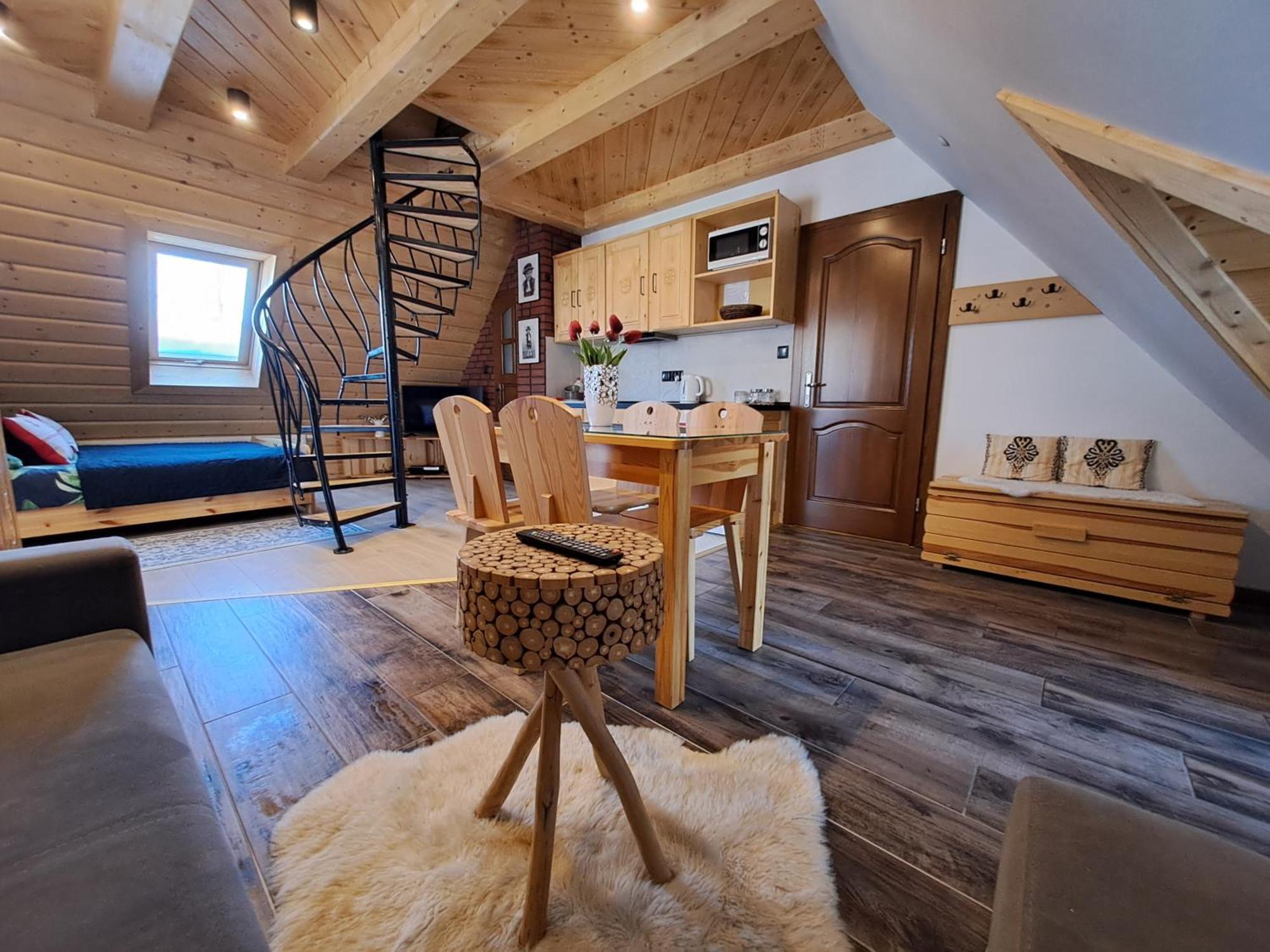 Apartamenty U Paliderki ポロニン エクステリア 写真